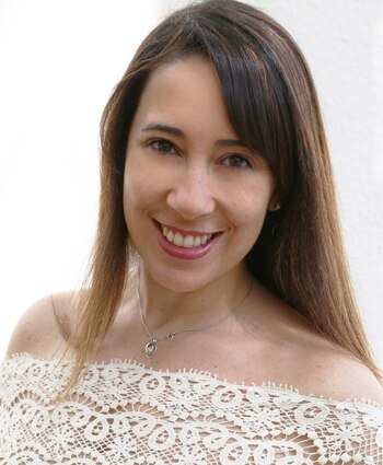 La brasileña Paula Pimenta