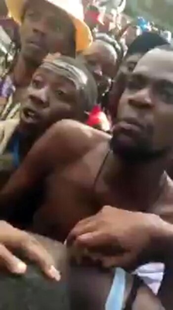 El hombre fue trasladado en