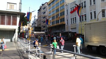 El tránsito está cortado en los alrededores de la Asamblea Nacional