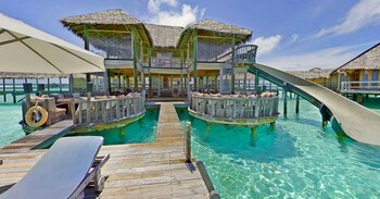 Imagen J4VLWFTB4BBIRNB3BXNSUERURM