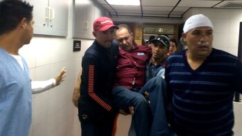 Richard Blanco fue trasladado de urgencia a un hospital por asfixia