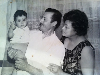 Hugo Macchiavelli, de bebé, con