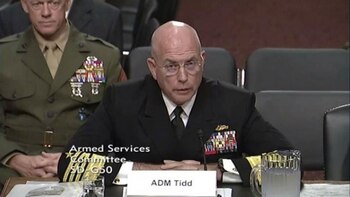 El almirante Kurt W. Tidd