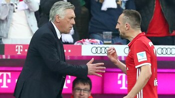 Después de hacer un buen papel dentro de la cancha, el francés le recriminó el cambio (Reuters)