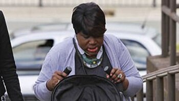 Chikwature con su pequeño hijo.