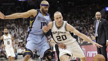 Manu Ginóbili contra Vince Carter,