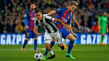 Dybala recibe la falta de