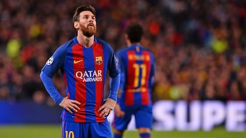 Messi terminó golpeado física y