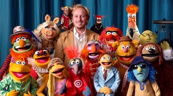 Jim Henson junto a sus