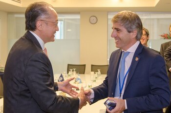 El ministro de Finanzas, Luis