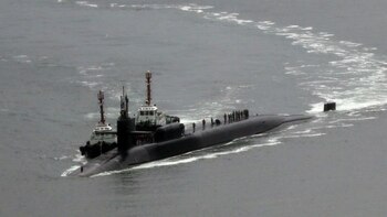 La llegada del submarino nuclear