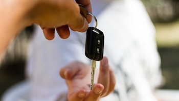 Cómo, dónde, por cuánto, qué