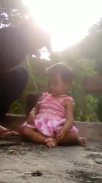 Fotograma del video en Facebook