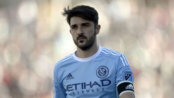 El español David Villa jugó