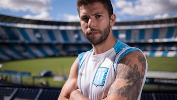 Grimi se tatuó en su