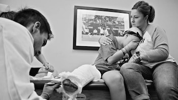 Una fotógrafa profesional acompaño a