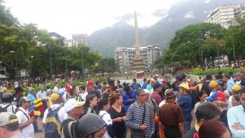 La oposición ha convocado a