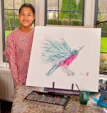 Tjili Grant posa con una