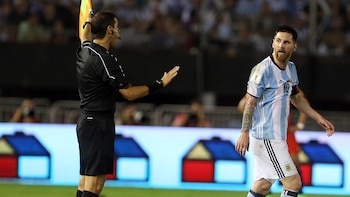 Messi había insultado al asistente