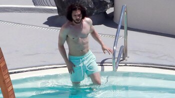 (Grosby Group) Kit Karington