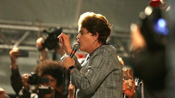 Dilma Rousseff también hizo declaraciones en el acto en Curitiba (Reuters)