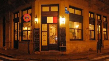 Evocando las calles parisinas, adoquinadas