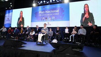 Michetti abrió el acto de