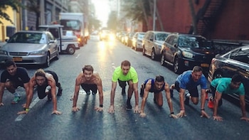 Una de las normas de