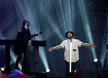 JOWST representó a Noruega con la canción “Grab the moment”