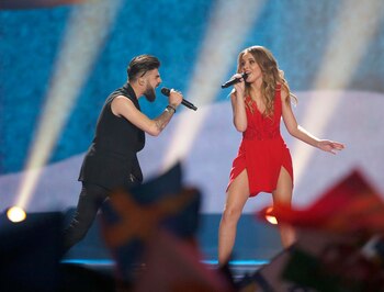 El dúo rumano compuesto por Ilinca y Alex Florea cantaron la canción “Yodel It!”