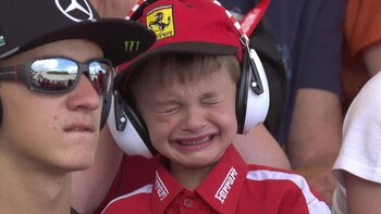 El niño lloró tras el