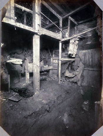 “Descubrimiento de un cadáver en