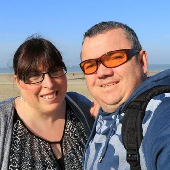 Paul Jenkinson junto a su