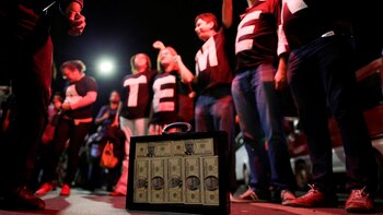 Temer quedó envuelto en un