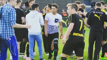 Dario Scuderi, con una cabestrillo