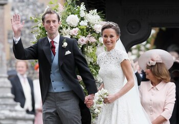 Pippa Middleton junto al novio