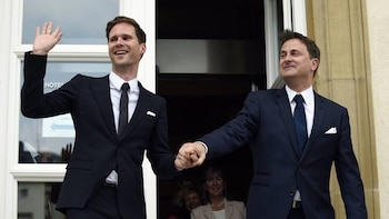 Xavier Bettel y su marido,