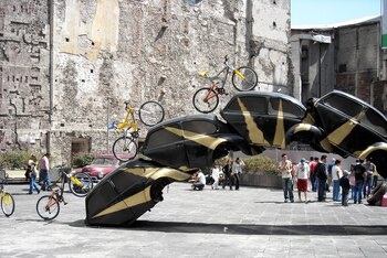 Bicicletas y autos sin neumáticos,