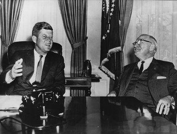 Kennedy junto al ex presidente
