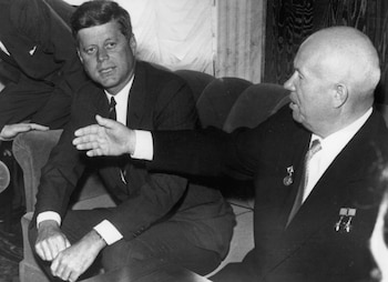 Kennedy junto al premier sovético