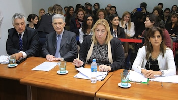 La fiscal Zyszeskind (centro) en