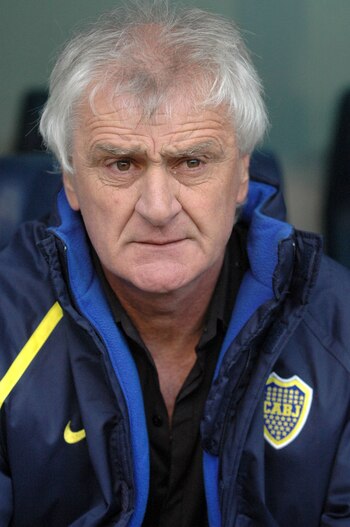 (NA) Jorge Ribolzi ganó tres