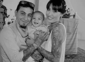 Tamara junto a su marido,