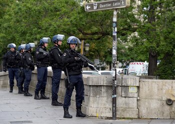 Se desplegó un importante operativo de seguridad en toda la zona (AFP)