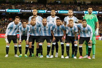 Argentina vs. Brasil: Romero; Mercado, Otamendi,