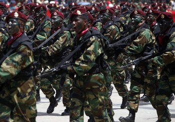 Soldados del Ejército Nacional, en