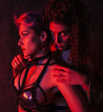 Griselda Sánchez con la youtuber