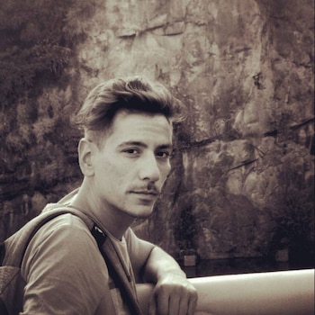 Juan Solá tiene 4 novelas