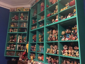 Jugueteria antigua en la casa