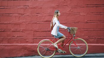 Andar en la vereda es